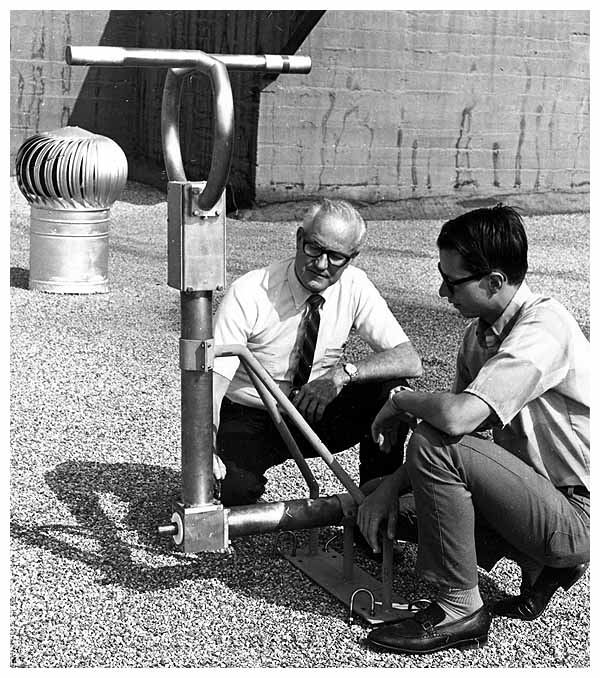Ken Johnson, Jim Hill