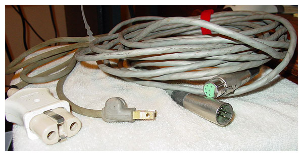Neumann U 64 cables